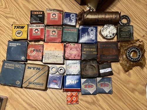 HUGE lot of 40 INDUSTRIAL BEARINGS FAG FAFNIR BOWER NICE BCA FEDERAL MOGUL SKF