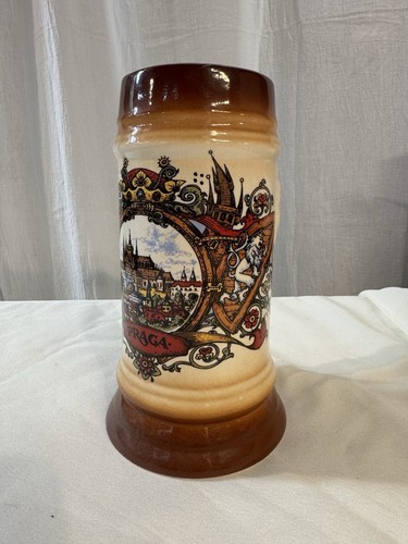 Ceramic Bier Stein PRAGA Castle in the Czech Republic - Picture 6 of 16