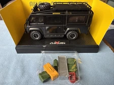 CHIYVAN 1:32 Scale Forward Control Land Rover With Accessories. Black. New.