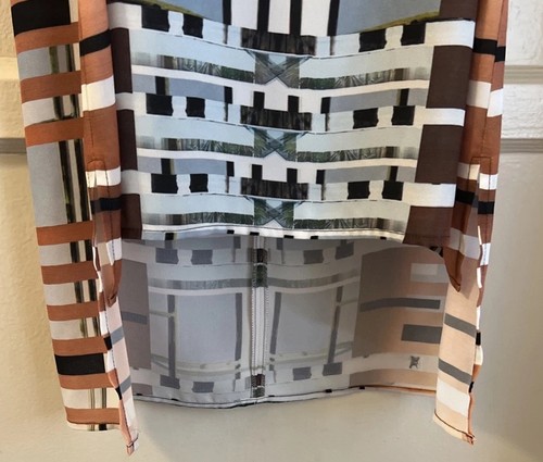 Clover  Canyon Sleeveless  top Size Small. Geometric Design. 91411 - Picture 2 of 10