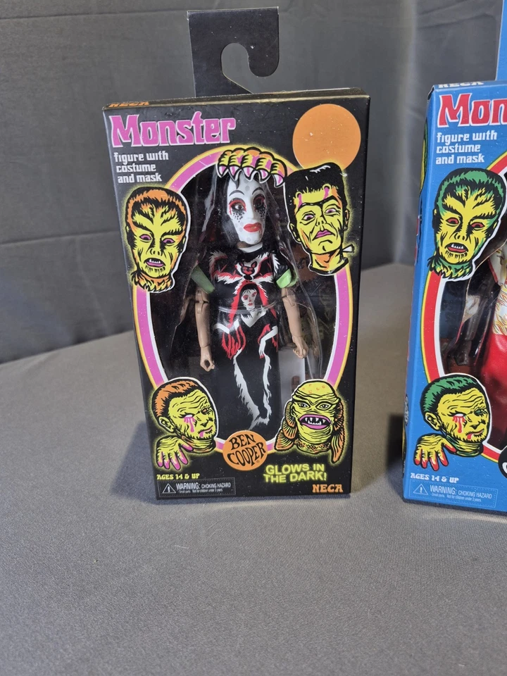 LOTE DE 6 MONSTRUOS NECA BEN COOPER PHANTOM DEVIL VAMPIRE GIRL DEVIL V.2 GITD 5,5 PULGADAS Foto 2 de 4
