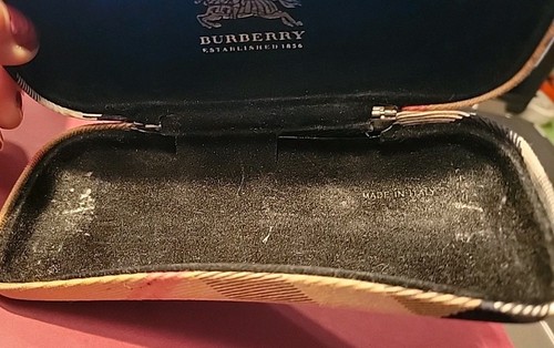Genuine Burberry Nova Check Plaid Hard Sunglass Eye Glasses Case . - Picture 6 of 7