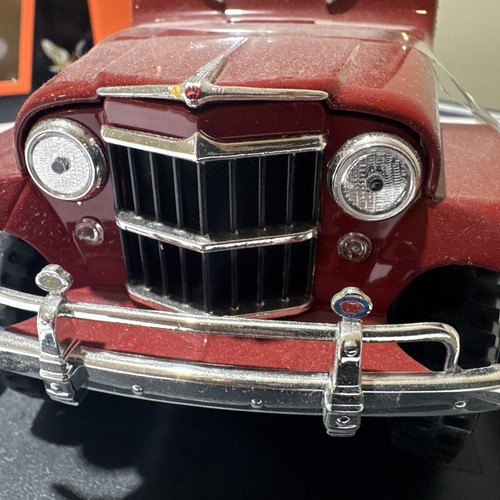 Road Signature 1955 Willys Jeep Station Wagon Red Woody Diecast 1:18 Scale w Box - Picture 12 of 24