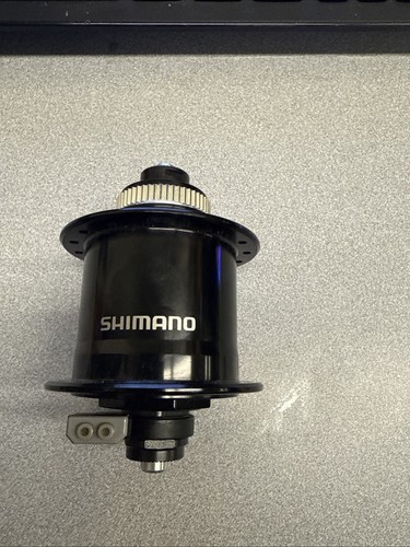 Shimano DH-UR700-3D Dynamo Disc Hub