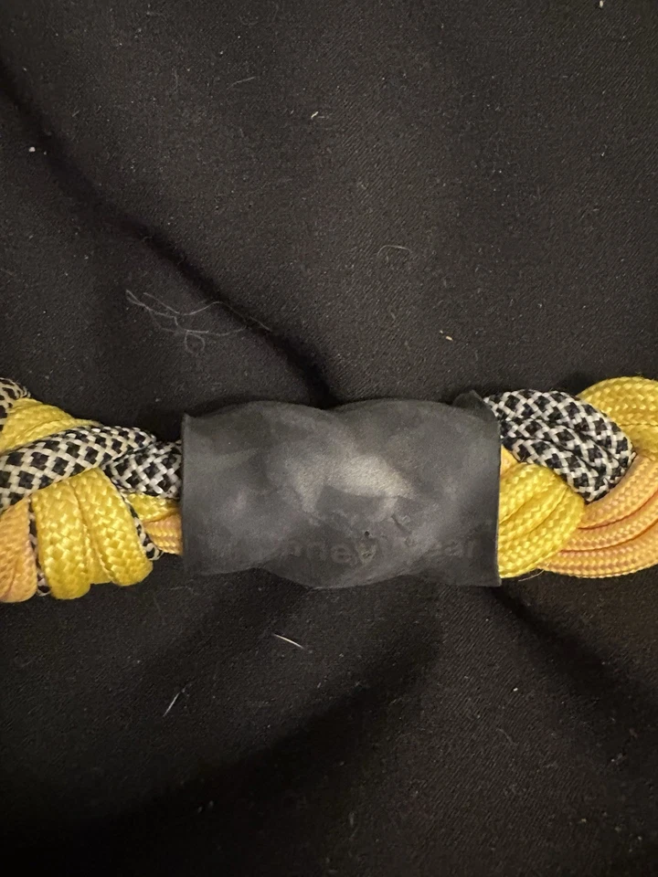 Riendas ajustables Whinney Wear trenzadas 8' amarillo/negro Foto 2 de 2