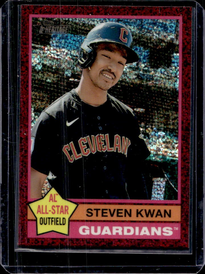 2025 Topps Heritage Steven Kwan Chrome Burgundy Sparkle #475 Guardians