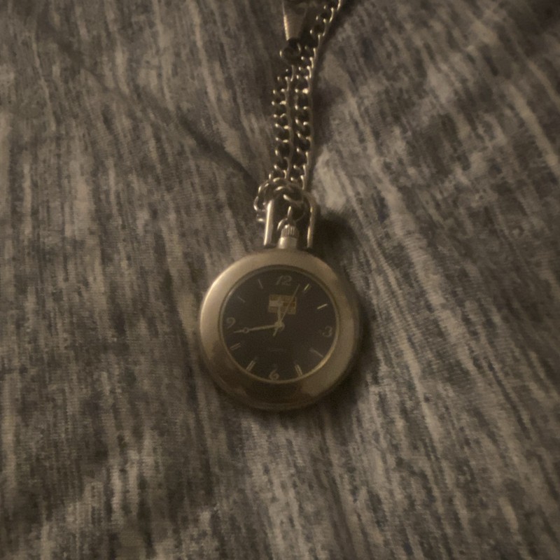 Tommy hilfigure Quartz Pocket Watch Silver Tone Matte Metal Case Open Face Chain