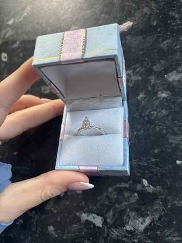 18ct White gold Diamond Ring 1.01ct Diamond