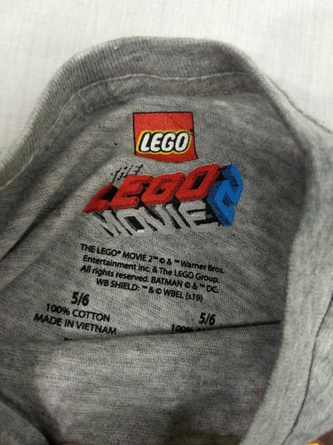 Still Awesome DJ Emmet The Lego Movie 2 T-Shirt Tee Kid Boys - Picture 2 of 2