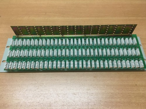rj45 LAN Ethernet Netzwerk Verteiler Patchpanel - Bild 5 von 9