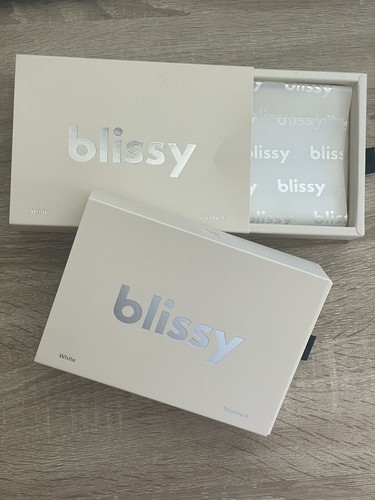 2x BLISSY MOMME 22 Standard WHITE MULBERRY SILK PILLOWCASES New In Box Lot Of 2 - Picture 3 of 7