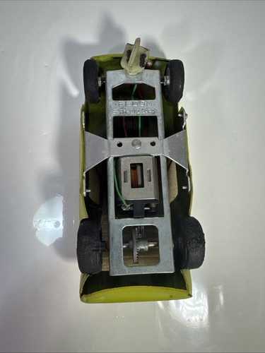 1960's Eldon 12 Volt 1/24 Scale Slot Car 5--26-212 - Picture 7 of 17