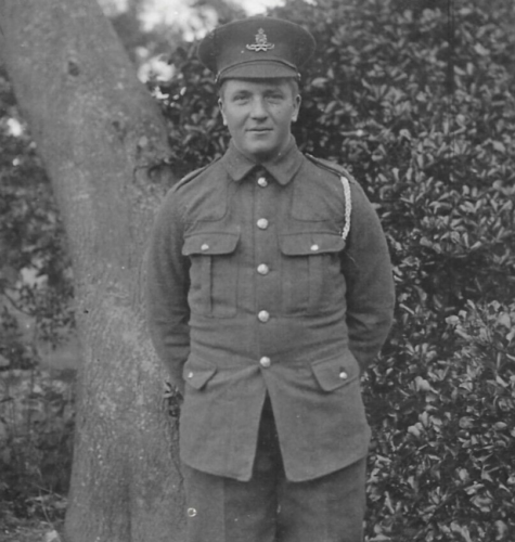 Inter War echtes Foto Postkarte hübsche britische Artillerie Soldat Militär - Bild 1 von 3