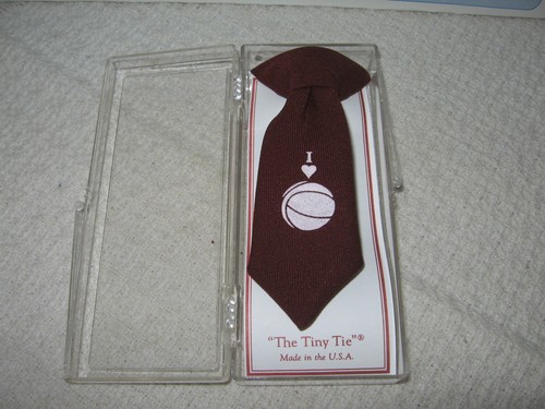 I Love BASKETBALL 5" SPORTY Maroon Dinky Tiny Tie Stocking Stuffer Gift Fan-Wear - Picture 1 of 5