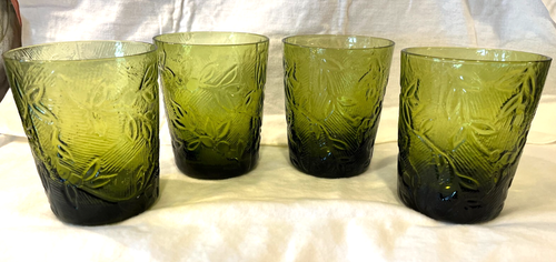 Set Of 4 Vintage Avocado Green VINE PATTERN Tumbler Drinking Glasses  4.5" - Picture 1 of 3