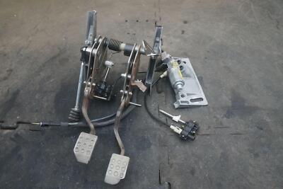 Brake & Clutch Pedal Assembly 05290926AH OEM Dodge Viper 2013-2017 *Note*