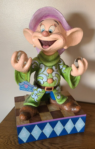 Jim Shore Walt Disney Showcase “A Million Diamonds Shine” Dopey 15” Figure