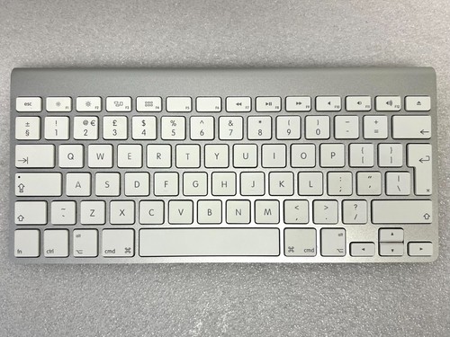 Apple Wireless Keyboard A1314 and Magic Mouse A1296 Bluetooth White UK English - Picture 3 of 14