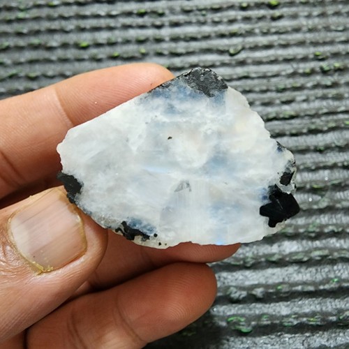 Ravishing Top Fire Rainbow Moonstone Raw 210 Crt Loose Gemstone For Jewelry - Picture 4 of 7