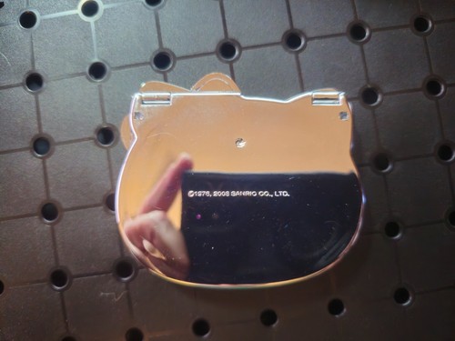 Very Rare HELLO KITTY Silver Tone Compact Mirror 2008 Sanrio Exellent Condition - Picture 2 of 3