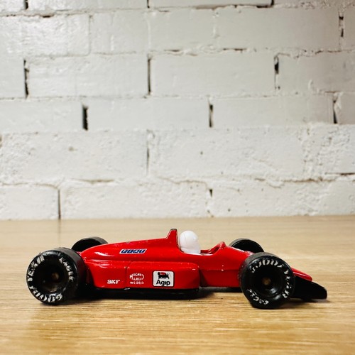 Grand Prix Racing Car Red FIAT 27 EniChem MB203 1990 Matchbox Superfast - Picture 10 of 15