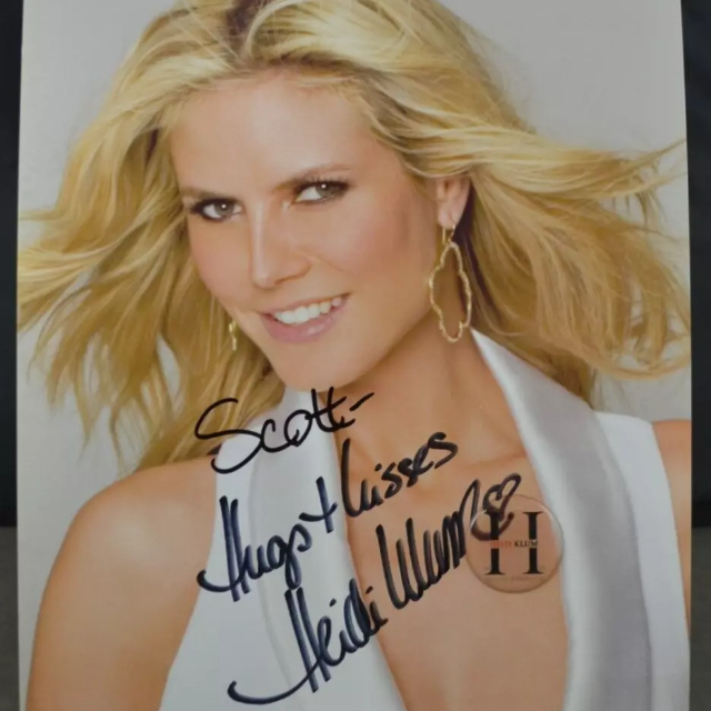 HUGE selection of Autographs!