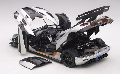 SALE AUTOart 1/18 Koenigsegg One:1 Mat Silver CarbonBlack Orange 79017 - Picture 5 of 9