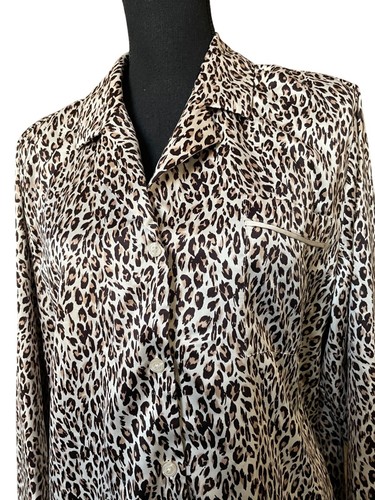 Ladies cheetah print collared button front silky flowing lounge pajama Large - Picture 2 of 6