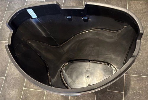 Brabantia Touch Bin 40L - Steel - Replacement Outer Bin Only (No Lid or Inner) - Picture 4 of 21