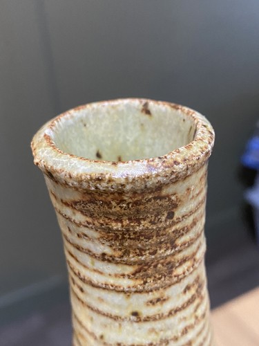 Mid Century Brutalist Pottery Vase Ceramic Sculpture Vessel Textured MCM Signed - Picture 8 of 11