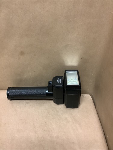 Vivitar 3900 Auto Thyristor Camera Flash, No Batteries - Black - Picture 8 of 23