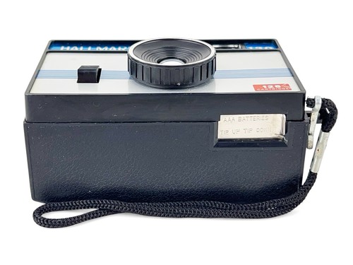 Vintage Hallmark 130 Insta-Load Film Camera with Box Instructions and Bulbs - Picture 6 of 17