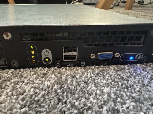 Dell OEM Celeron SWP CN-0CP470 Server Rack 160GB HHD 512MB Ram - Picture 2 of 10