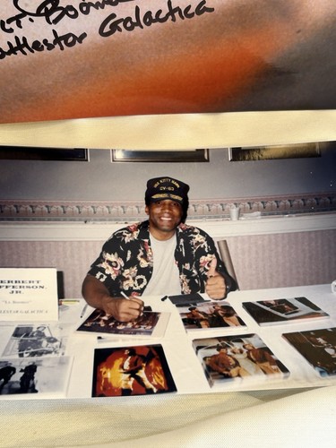 Battlestar Galactica Tv Show Hand Signed Herb Jefferson Lt. Boomer 8x10 - Picture 8 of 8