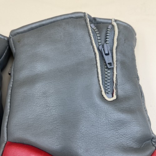 Vintage Retro Gray And Red Zip Up Insulated Ski Gloves Snowboard Winter Sports - Picture 7 of 16