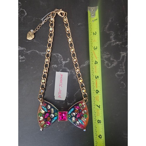 New Betsey Johnson Colorful Rhinestones Rainbow Lucite Bow Gold Necklace - Picture 6 of 8