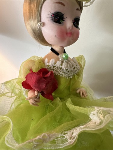 Muñeca Bradley Ojos Grandes Elegante Southern Belle Verde Vestido y Sombrero 12" De Colección Años 70 - Imagen 10 de 10