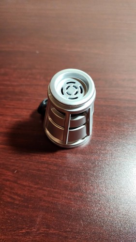 Star Wars Galaxy’s Edge Savi’s Peace & Justice sable de luz tapa de metal chatarra - Imagen 4 de 4