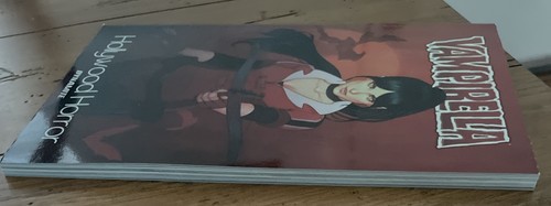 Vampirella (Dynamite Entertainment) Hollywood Horror TP - Picture 5 of 6