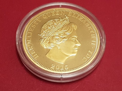 Queen Elizabeth 2 70th Anniversary £5 Five Pound Very Rare Coin 2015 Gold Plated - Picture 3 of 6