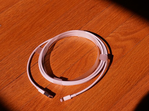 Apple Lightning to USB A Cable 6ft 2m from Box iPhone Genuine Authentic White - 第 2/12 張圖片