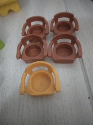 Vintage Fisher Price Play Family Yellow House with Accessories - Picture 23 of 24