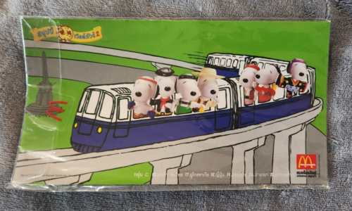 McDonalds Happy Meal Snoopy World Tour 2 Peanuts (7 Total) Sealed 1999 - Picture 11 of 11