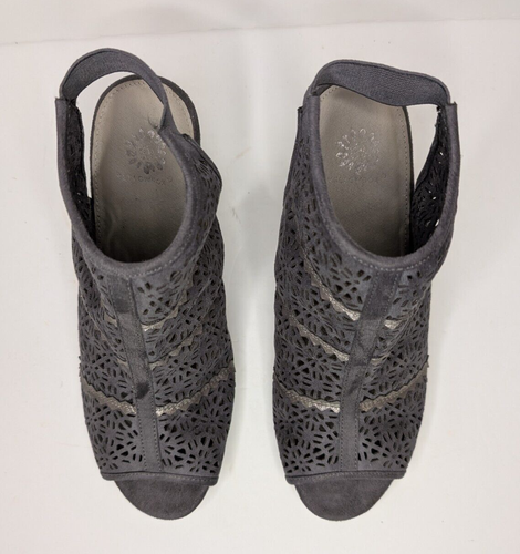 YELLOW BOX Perforated Block Heel Peep Toe Iddah Gray Open Toe Sandals Sz 8.5 - Picture 5 of 8