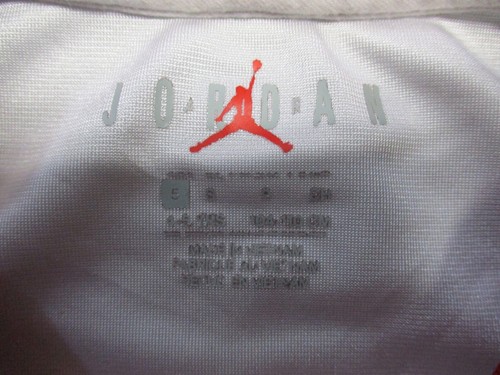 Vintage Air Jordan Jersey Shirt Boys Small 4-5 Years Old Red White Tank Top - Picture 6 of 14