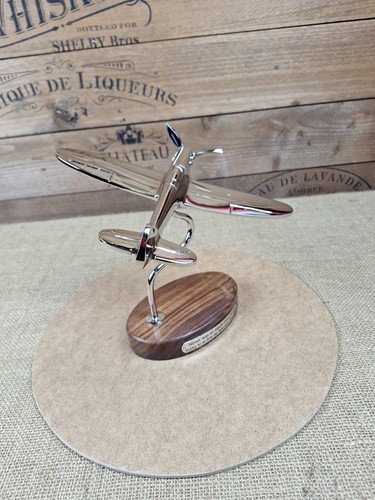 Decorative 22 cm Cast Nickel Plated Spitfire Aircraft On A Sheesham Wood Plinth - Picture 9 of 15