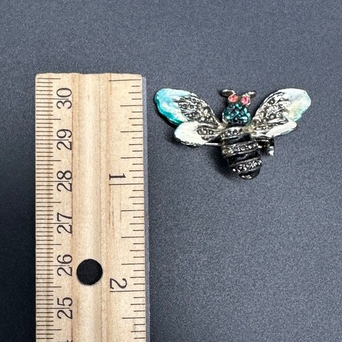 Vintage Brooch Pin Bee Rhinestones Enamel Fly Insect Bug Teal Pink Jewelry - Picture 10 of 10