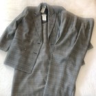 Picture 2 of 20