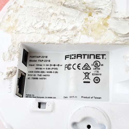 Fortinet FortiAP-221E FAP-221E Access Point *Please Watch Pictures* - Picture 4 of 5