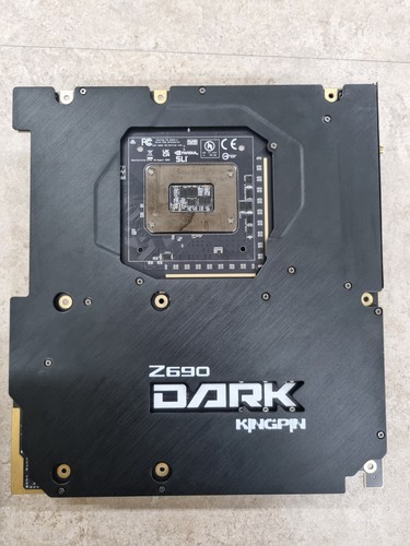 EVGA z690 DARK KINGPIN Motherboard - Picture 9 of 9